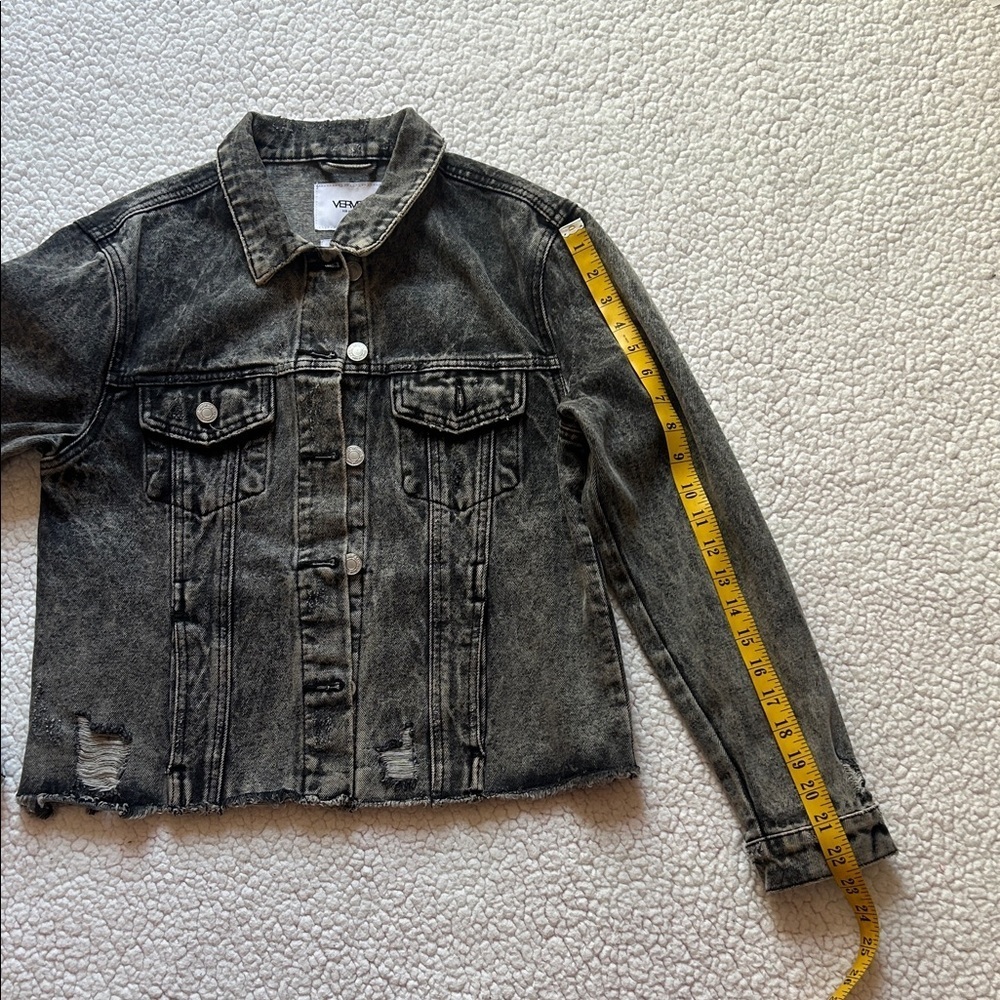 VENET Distressed Dark Gray Denim Jacket - Picture 6 of 12